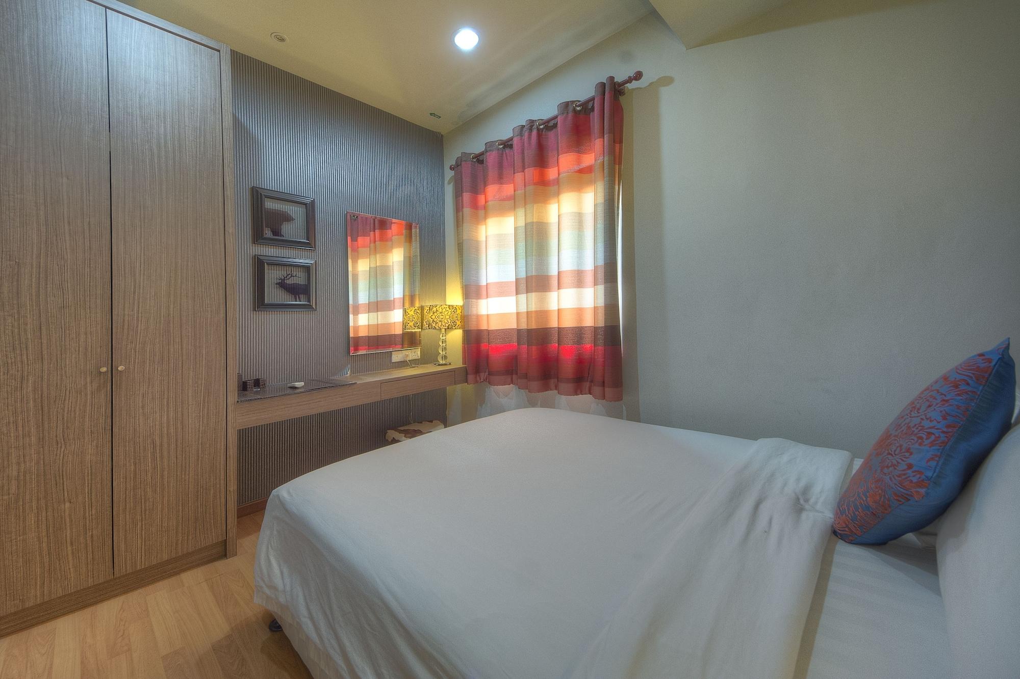 Arenaa Deluxe Hotel Malacca Exterior photo