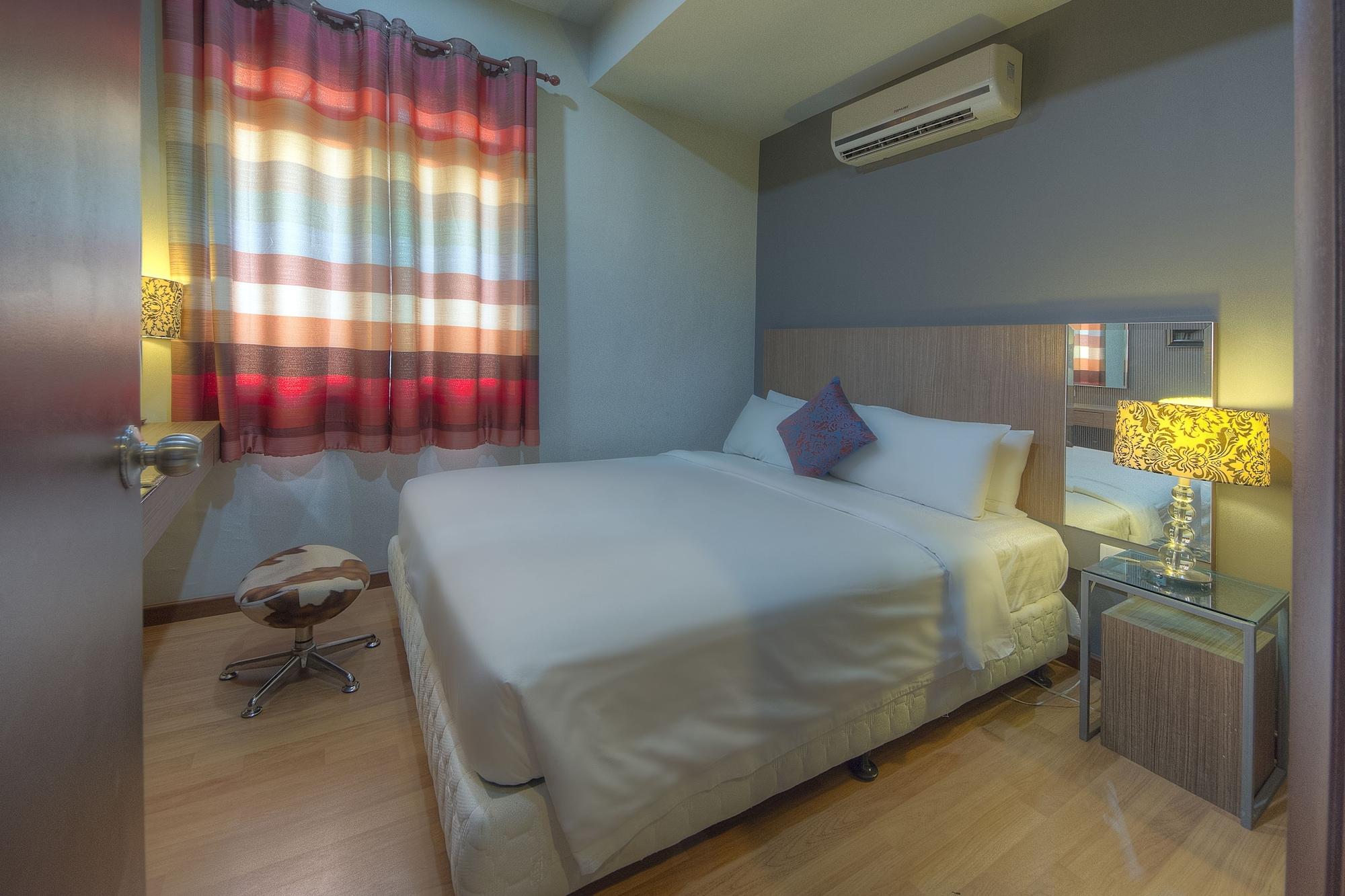 Arenaa Deluxe Hotel Malacca Exterior photo