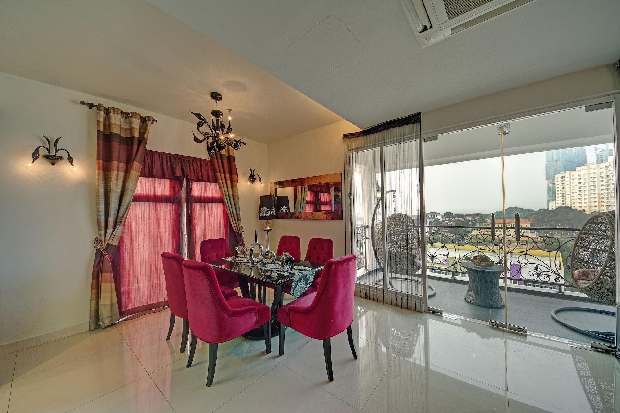 Arenaa Deluxe Hotel Malacca Exterior photo