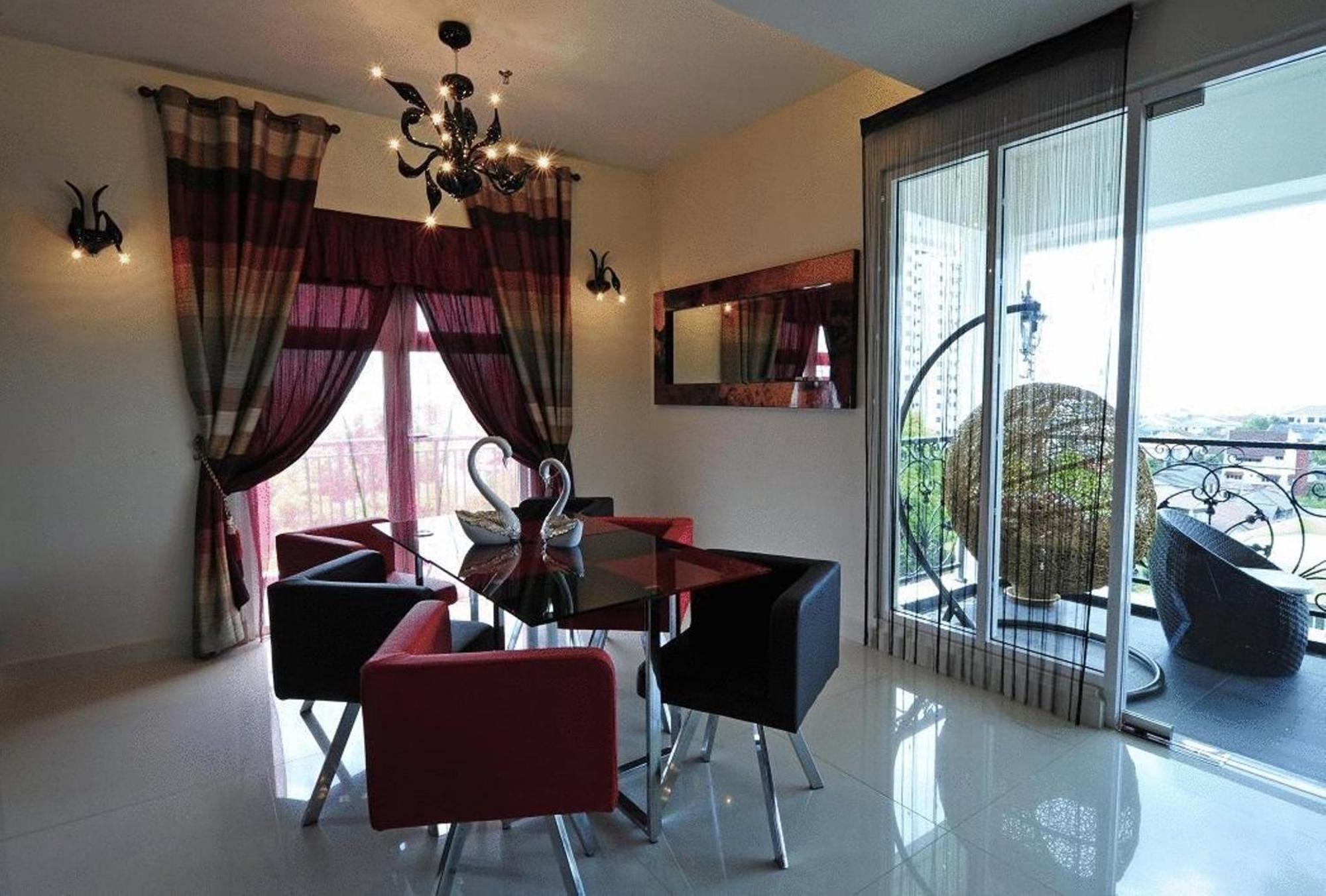 Arenaa Deluxe Hotel Malacca Room photo
