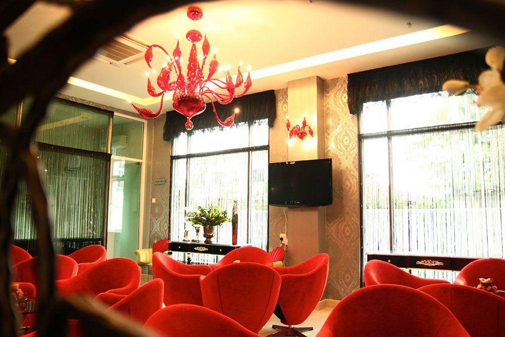 Arenaa Deluxe Hotel Malacca Exterior photo